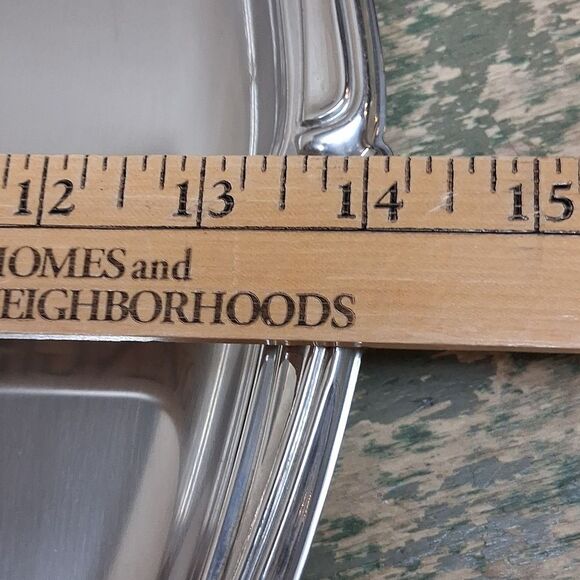 Vintage Elegant Silver Chrome scalloped Oval Serving Tray - Picture 5 of 5